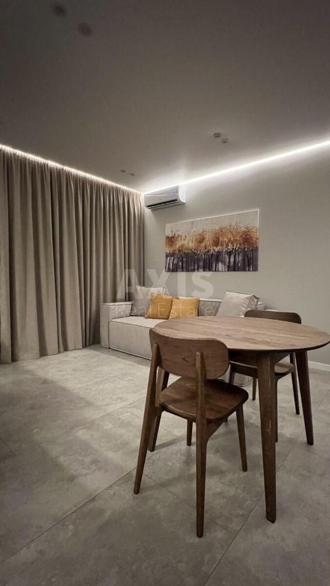 1k apartment vul. Saljutna 2А565691