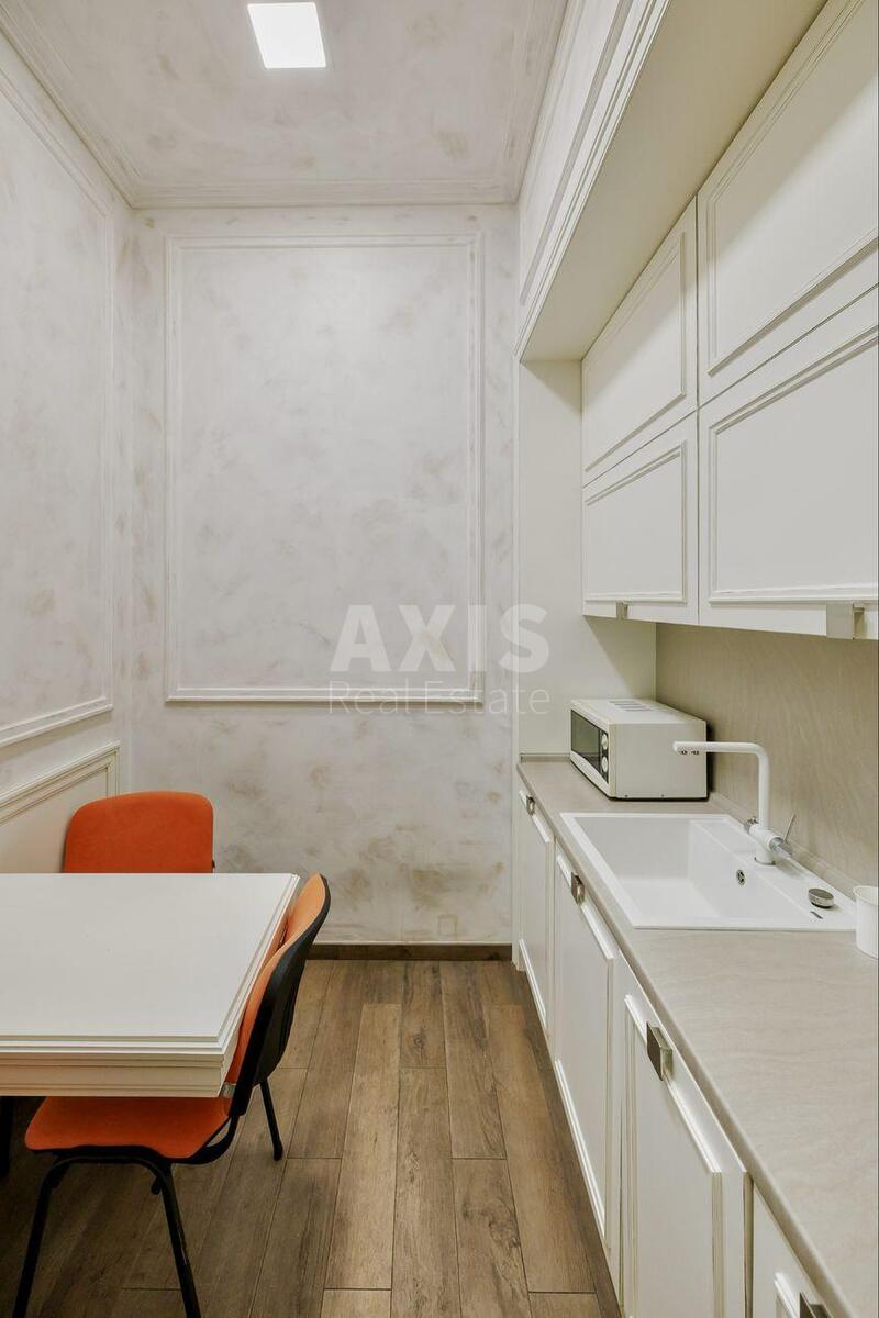 Офис ул. Евгения Чикаленко 33, 110м2609529