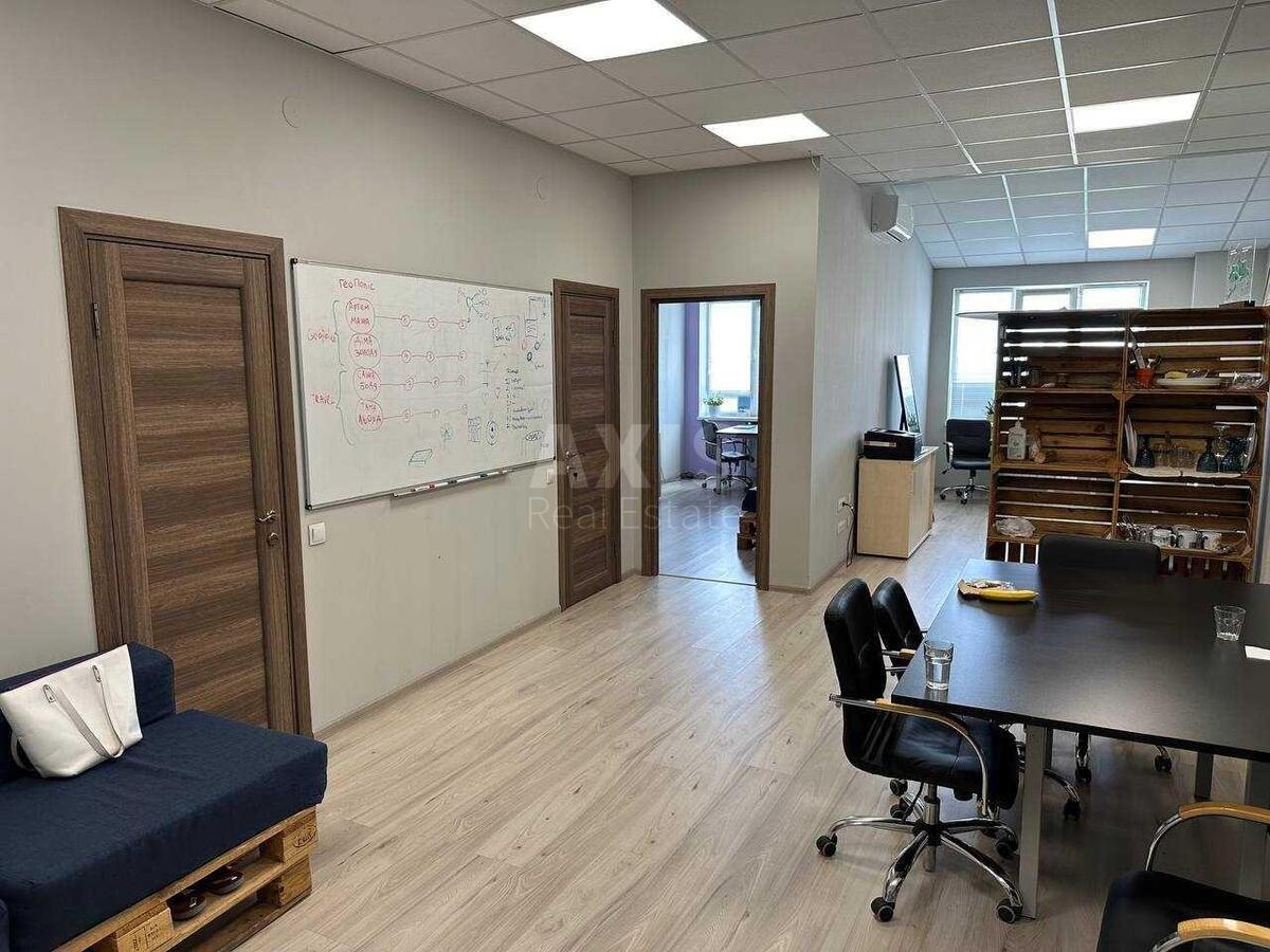 Office vul. Kostjantynivs'ka 75, 65m2567507