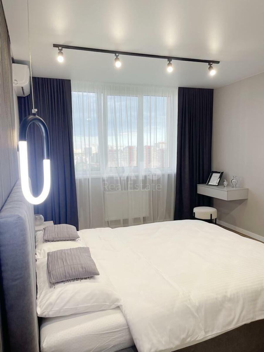 1k apartment vul. Myhajla Maksymovycha 32523223