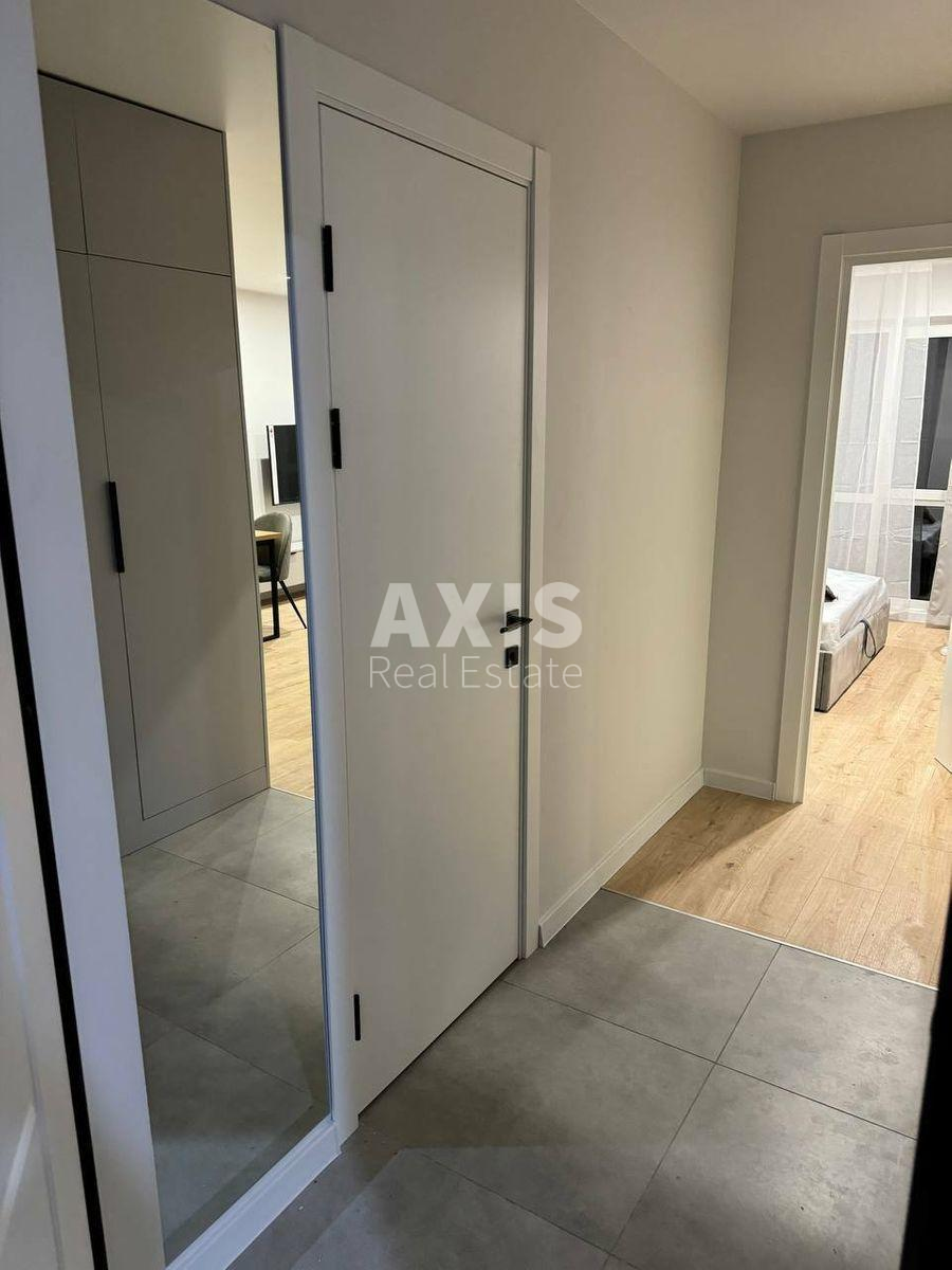 1k apartment vul. Myhajla Maksymovycha 245