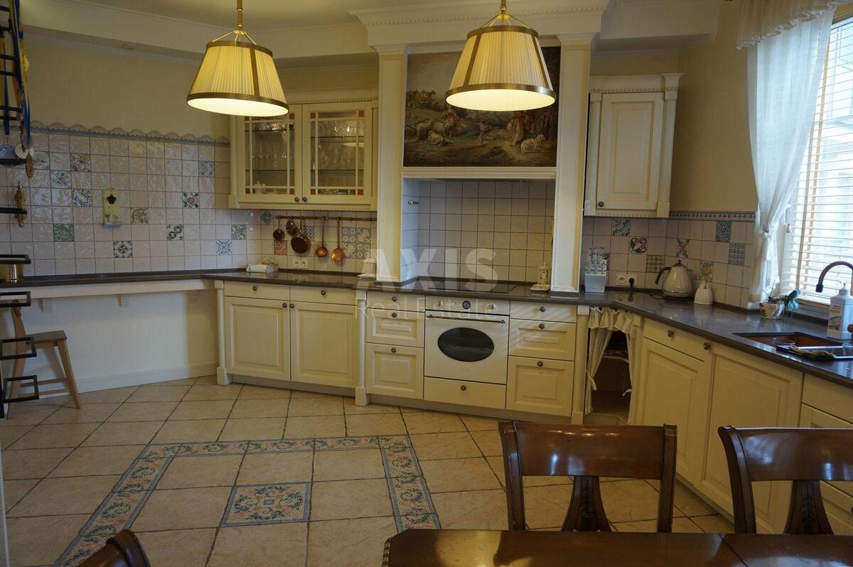 4k apartment vul. Tolstogo L'va 3958058
