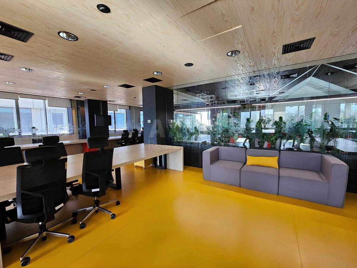 Office bul. Lepse Ivana 6Б, 1400m2572450