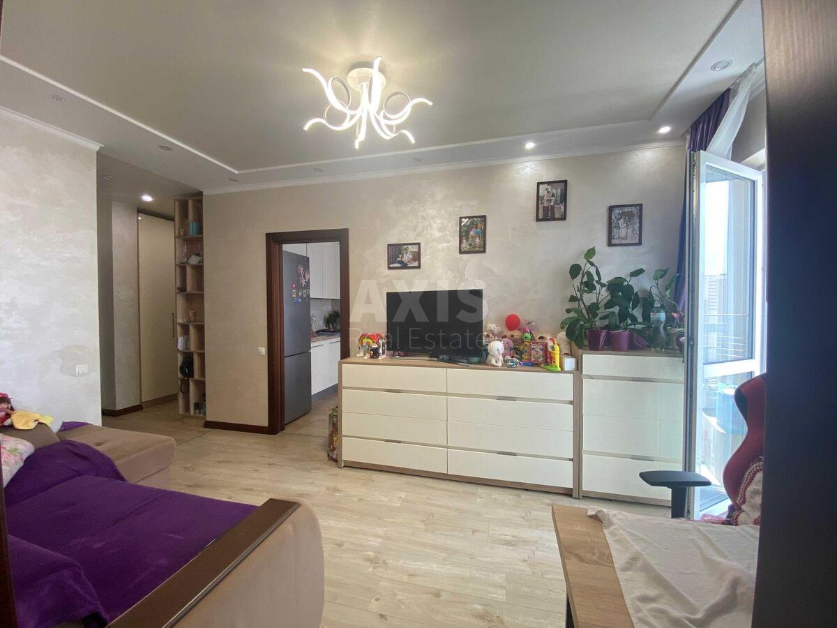 2k apartment vul. Metrologichna 15А616922