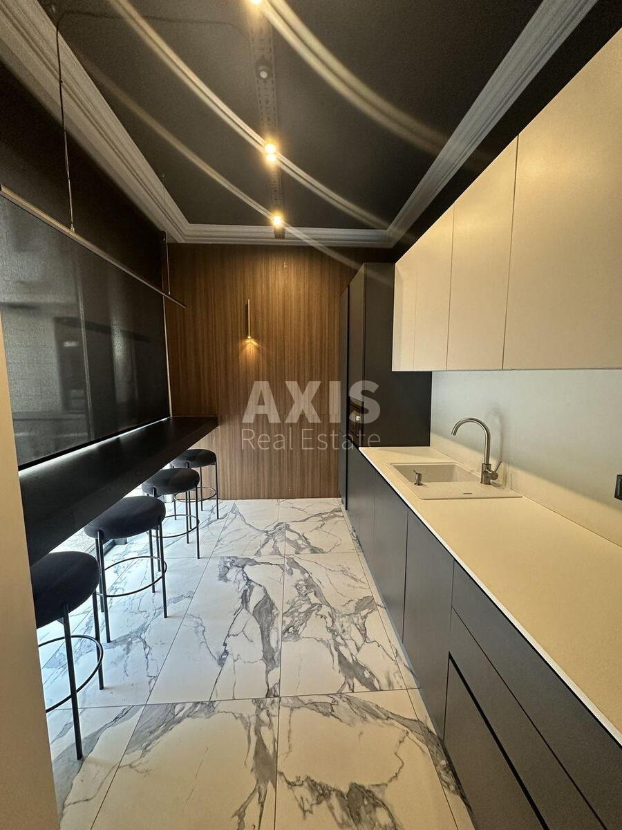 Office vul. Bul'varno-Kudrjavs'ka 15, 170m2582059