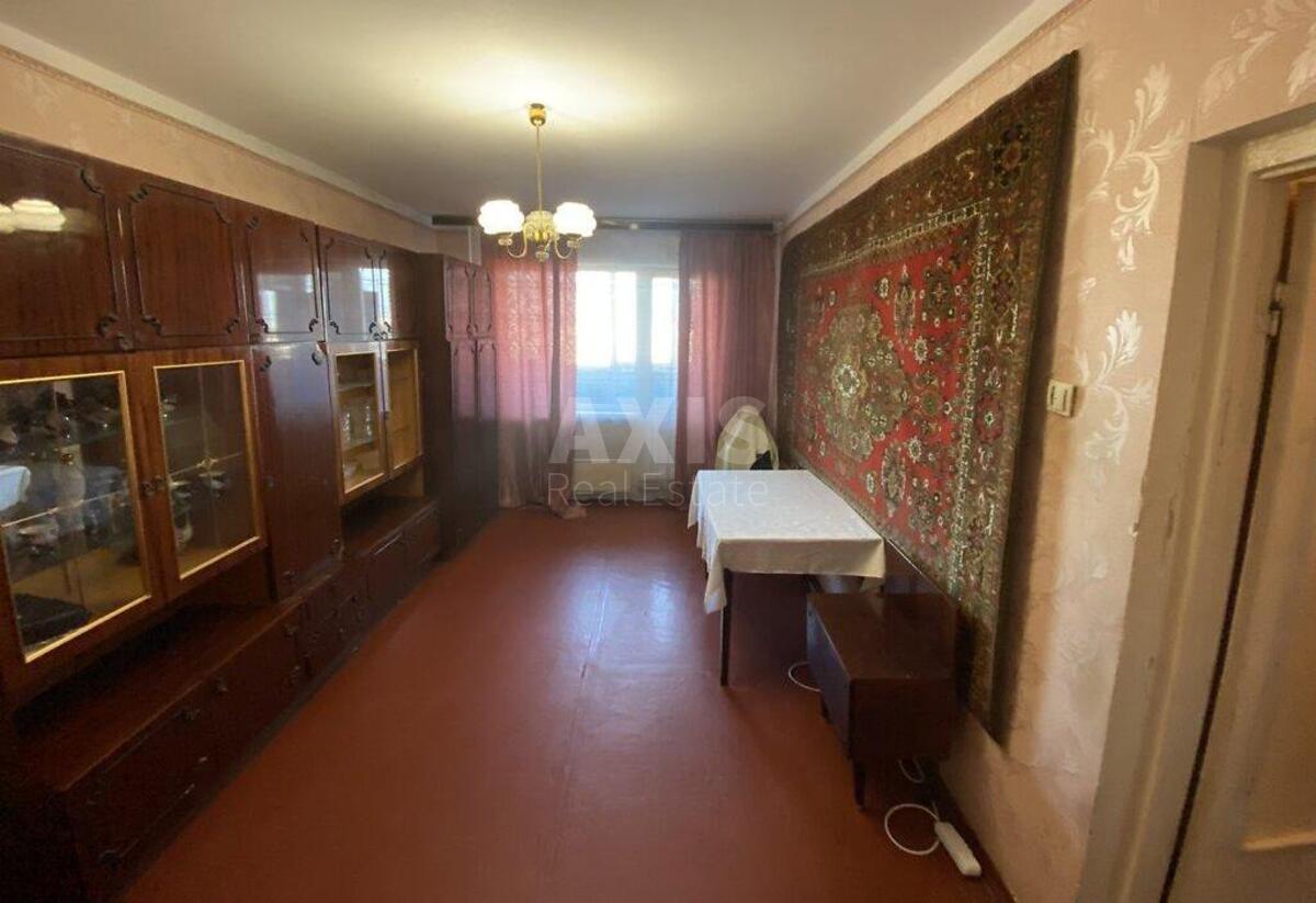2k apartment vul. Symyrenka 13/10
