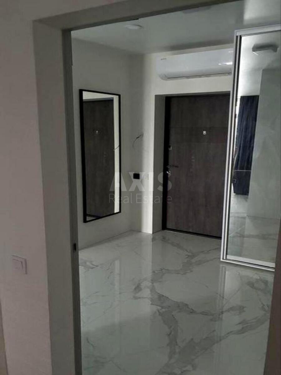 1k apartment vul. Grechka Marshala 10Д638501