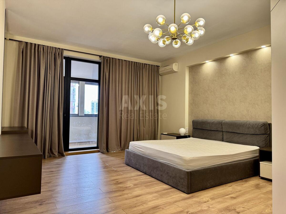 3к квартира ул. Евгения Коновальца 32Б596892