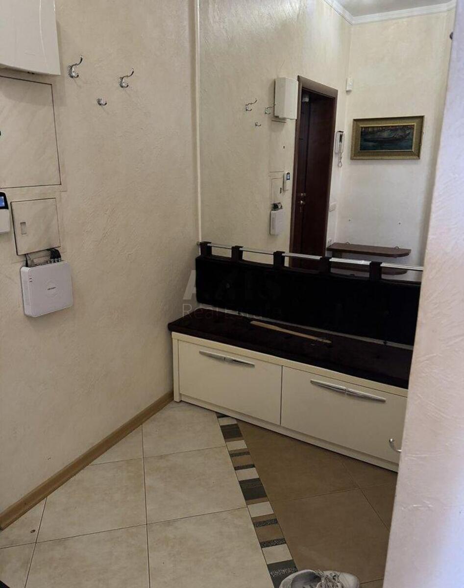 3k apartment vul. Barbjusa Anri 166