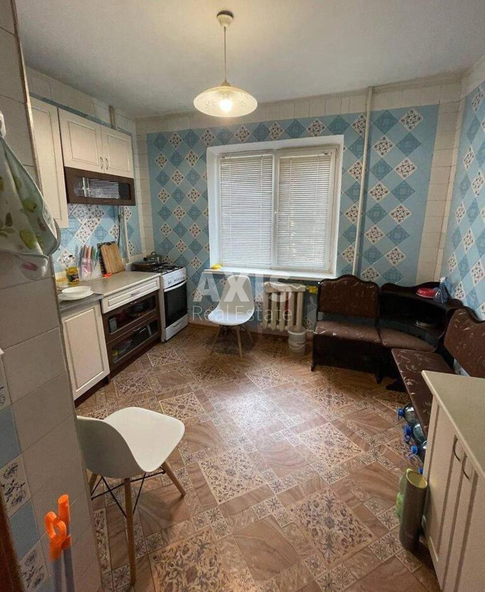 2к квартира ул. Верховинная 91