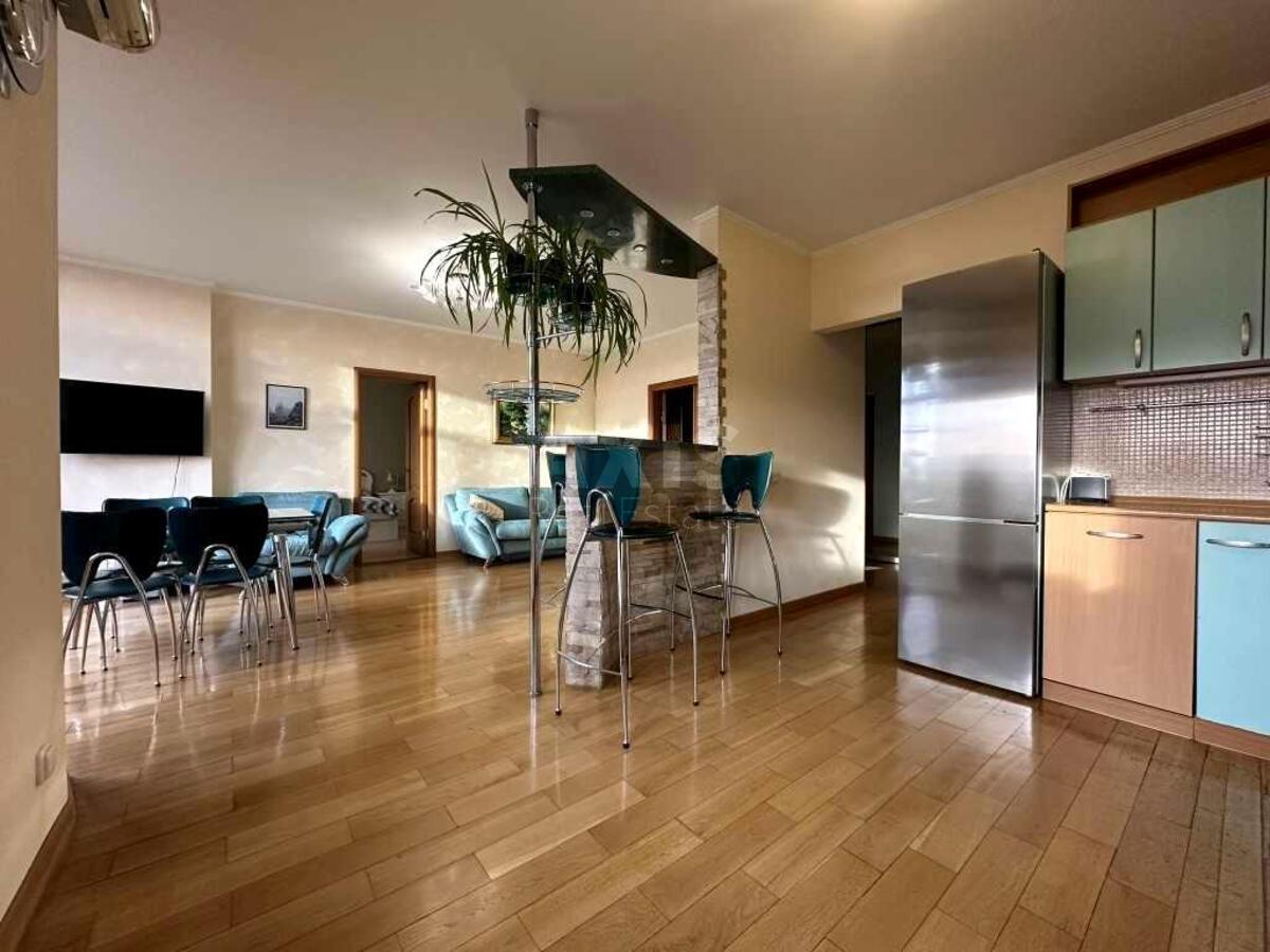 2k apartment vul. Verhovynna 9164060