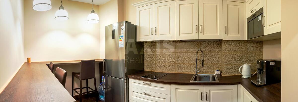 Office vul. Antonovycha 131, 100m26009210
