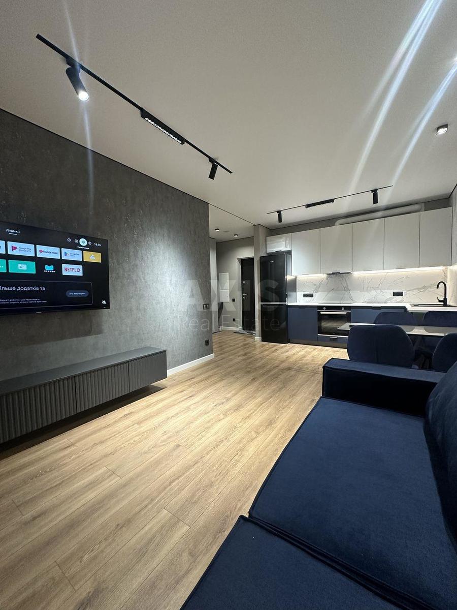 3k apartment vul. Pochajnyns'ka 62