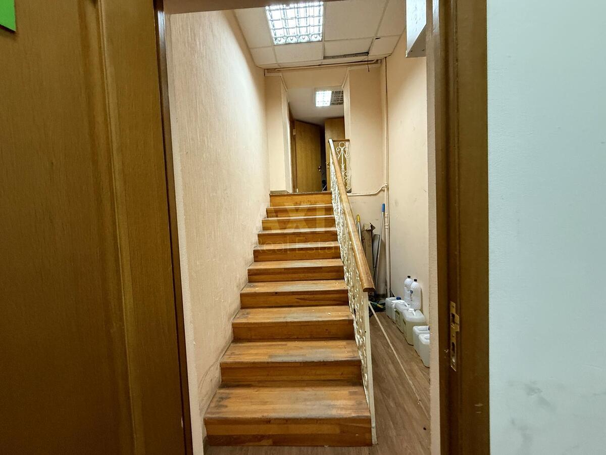 Office vul. Evgena Chykalenko 25, 300m2615285