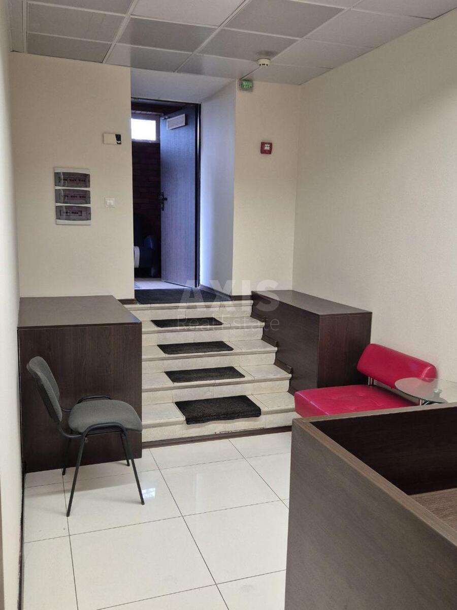 Office vul. Velyka Zhytomyrs'ka 34, 150m26
