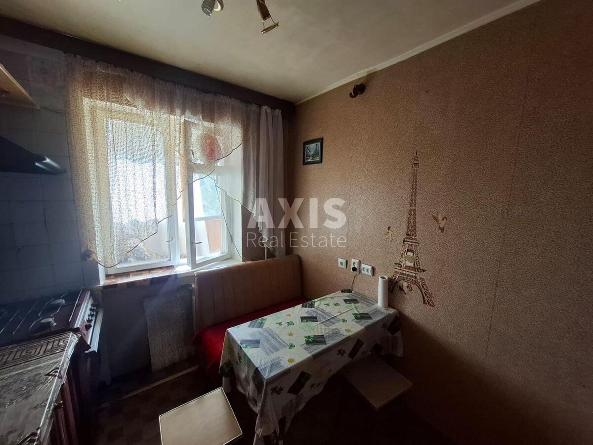 1k apartment uzv. Klovs'kyj 20591131