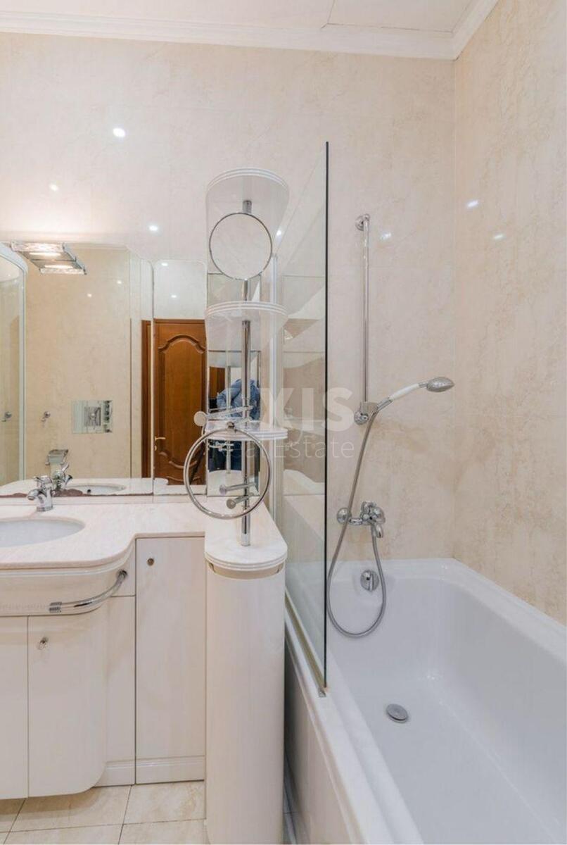 4k apartment vul. Rejtars'ka 26605569