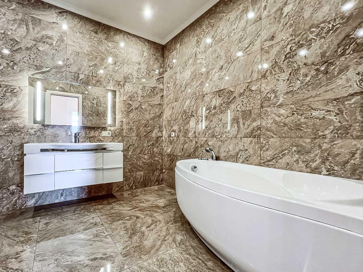 4k apartment uzv. Klovs'kyj 7А563799