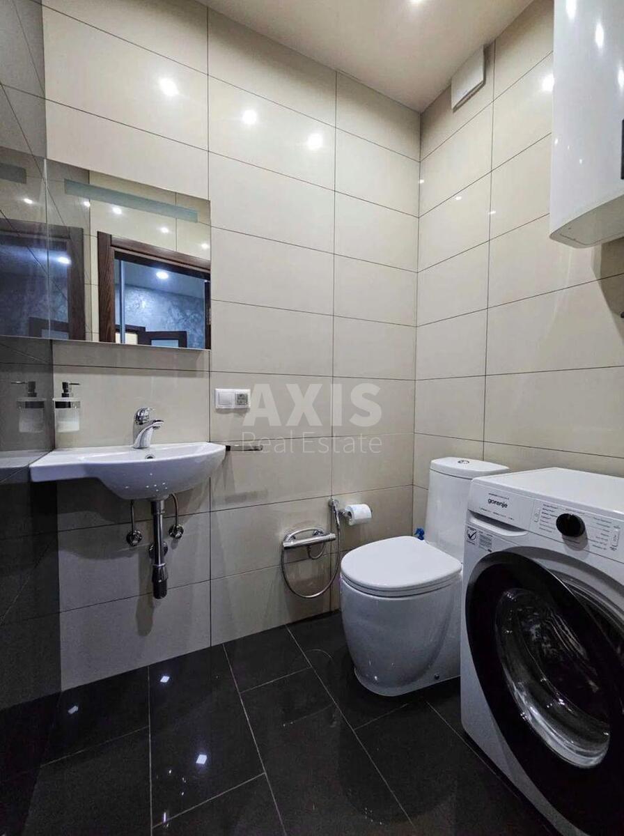 3k apartment vul. Dragomanova 40Ж10
