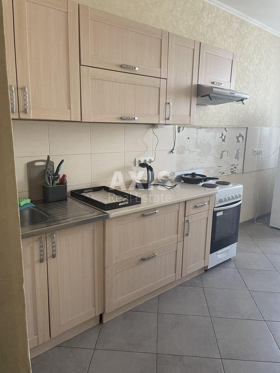 1k apartment vul. Rudenko Larysy 8