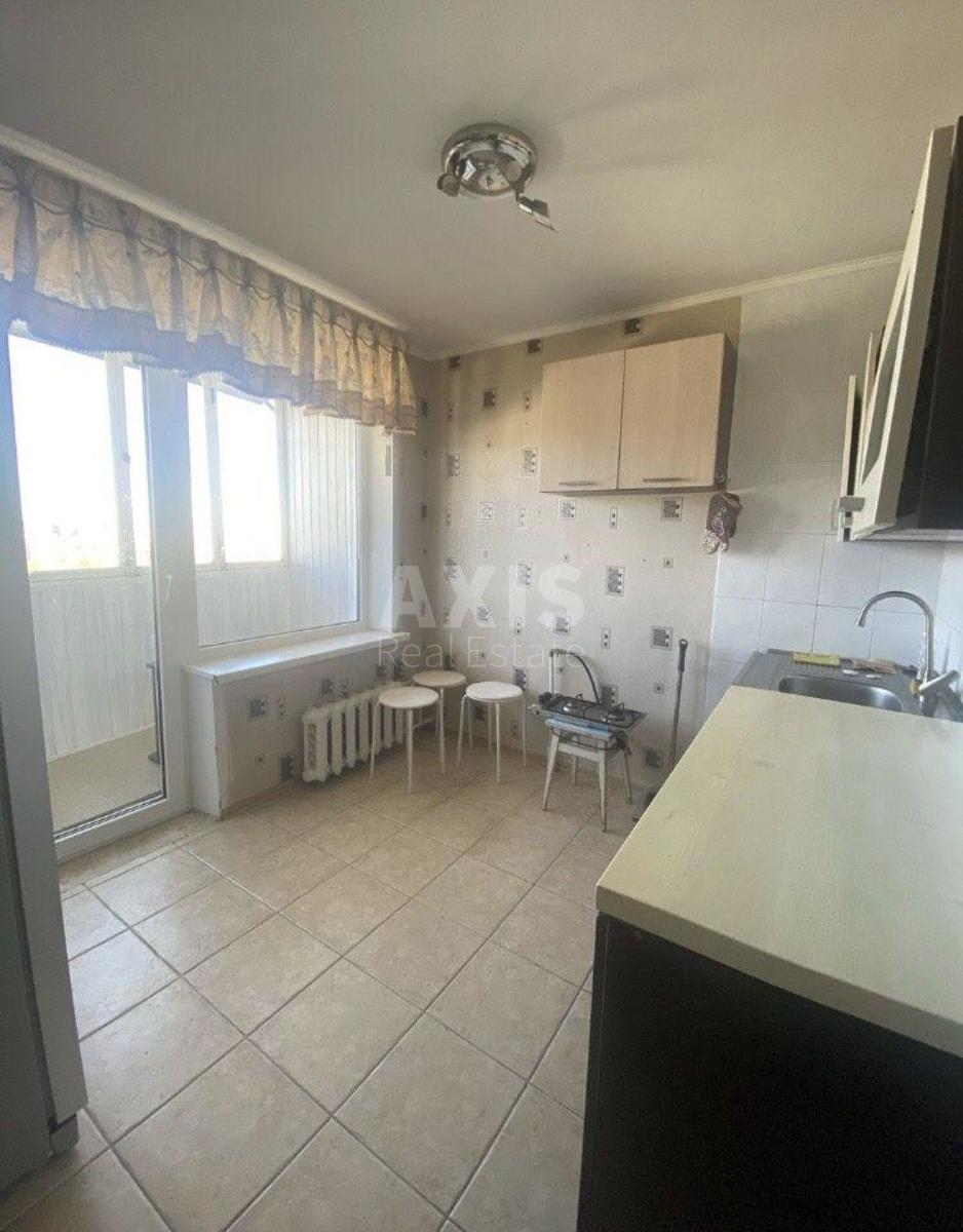 3k apartment vul. Entuziastiv 90