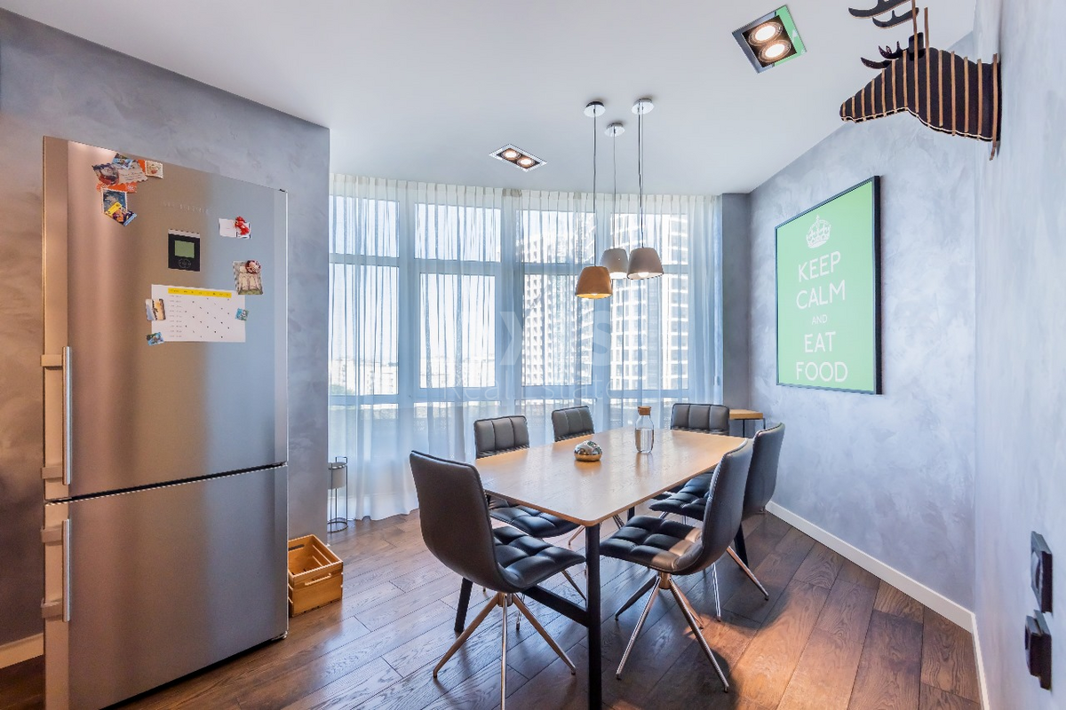 3k apartment vul. Glybochyc'ka 32Б610602