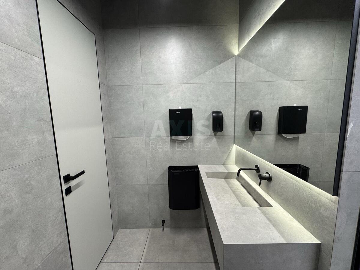 Office vul. Krasylivs'ka 9, 309m26125212