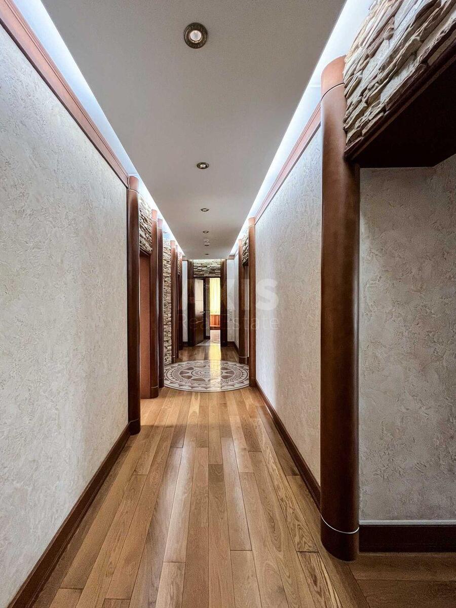 4k apartment vul. Mazepy Ivana 106159117