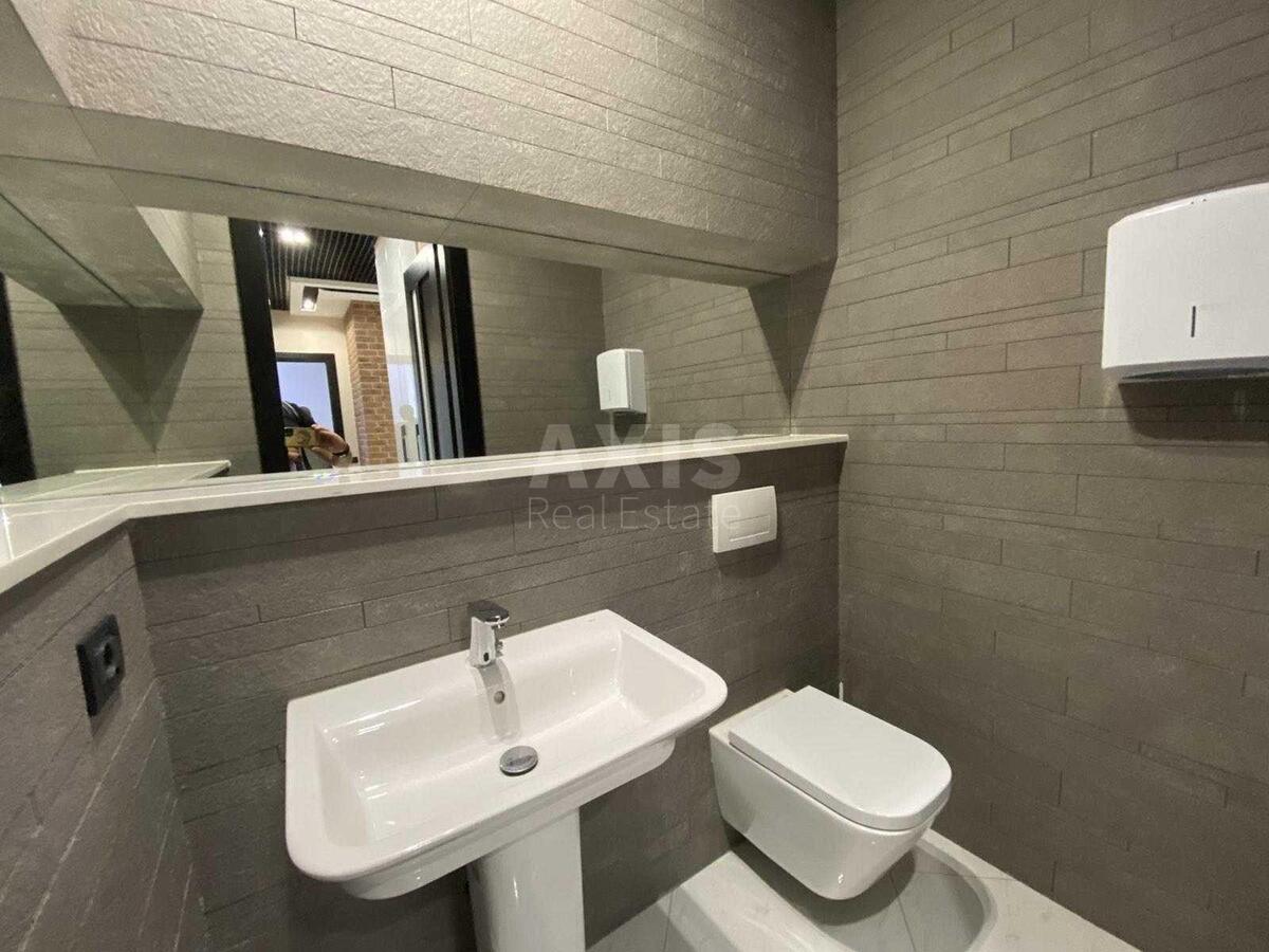 Office vul. Franka Ivana 11, 200m25724412