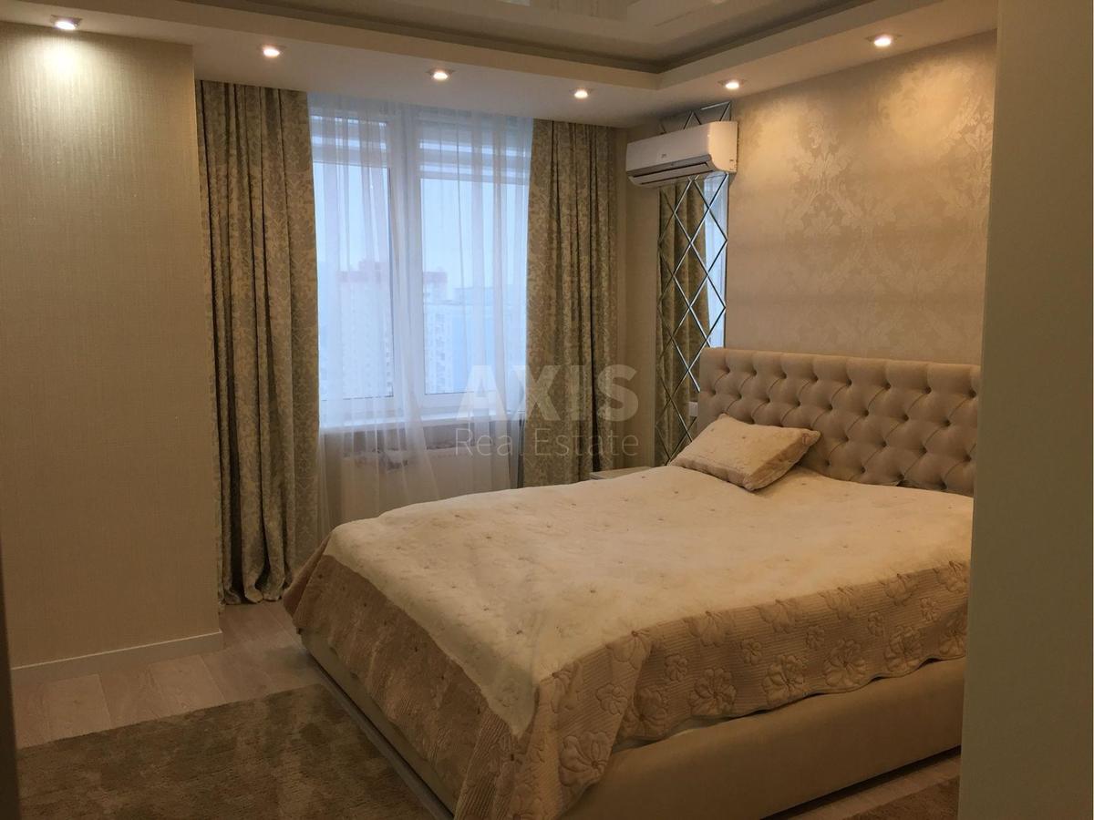 4к квартира ул. Драгоманова 4А4378911