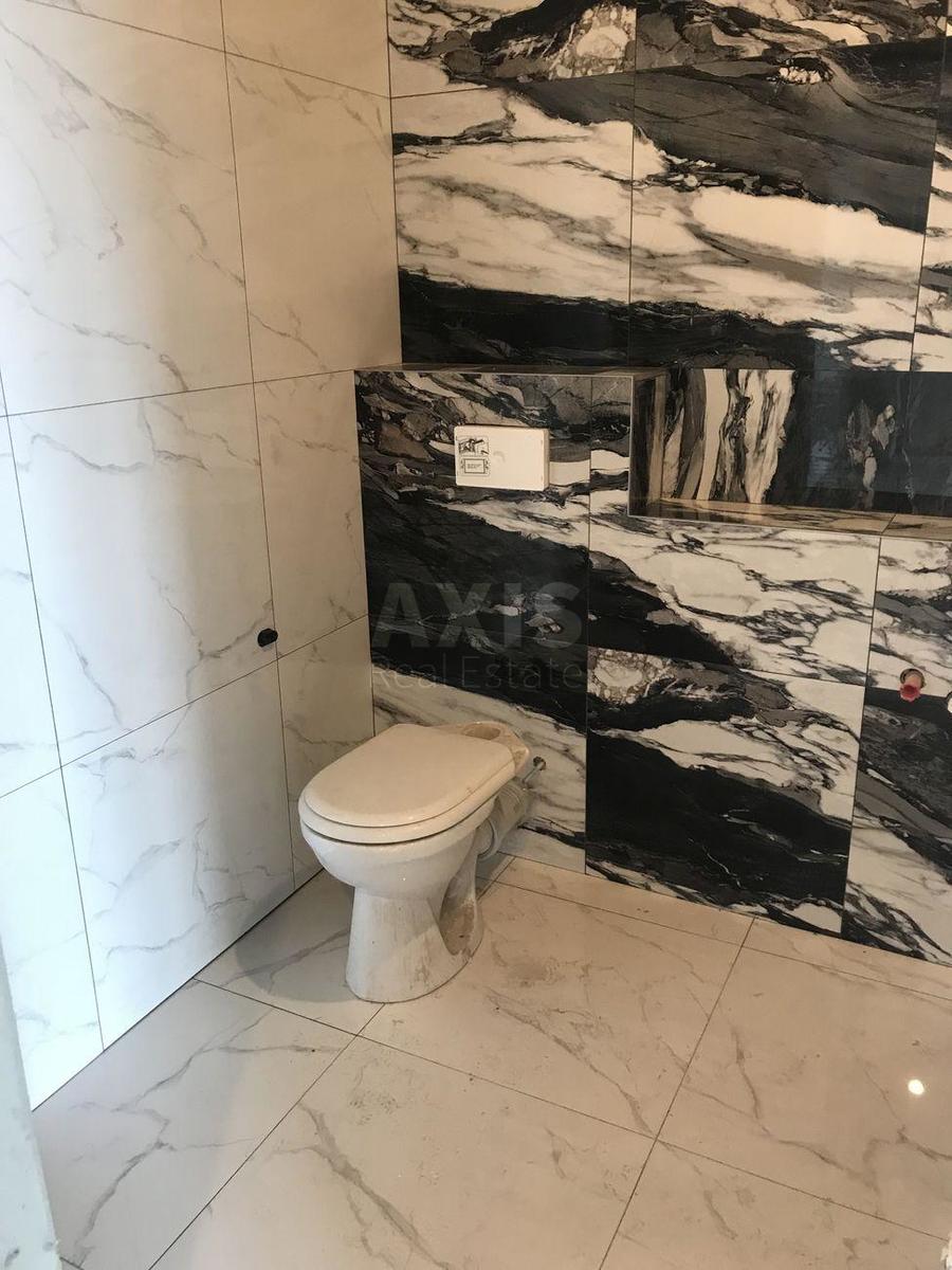 2k apartment vul. Kahovs'ka 604
