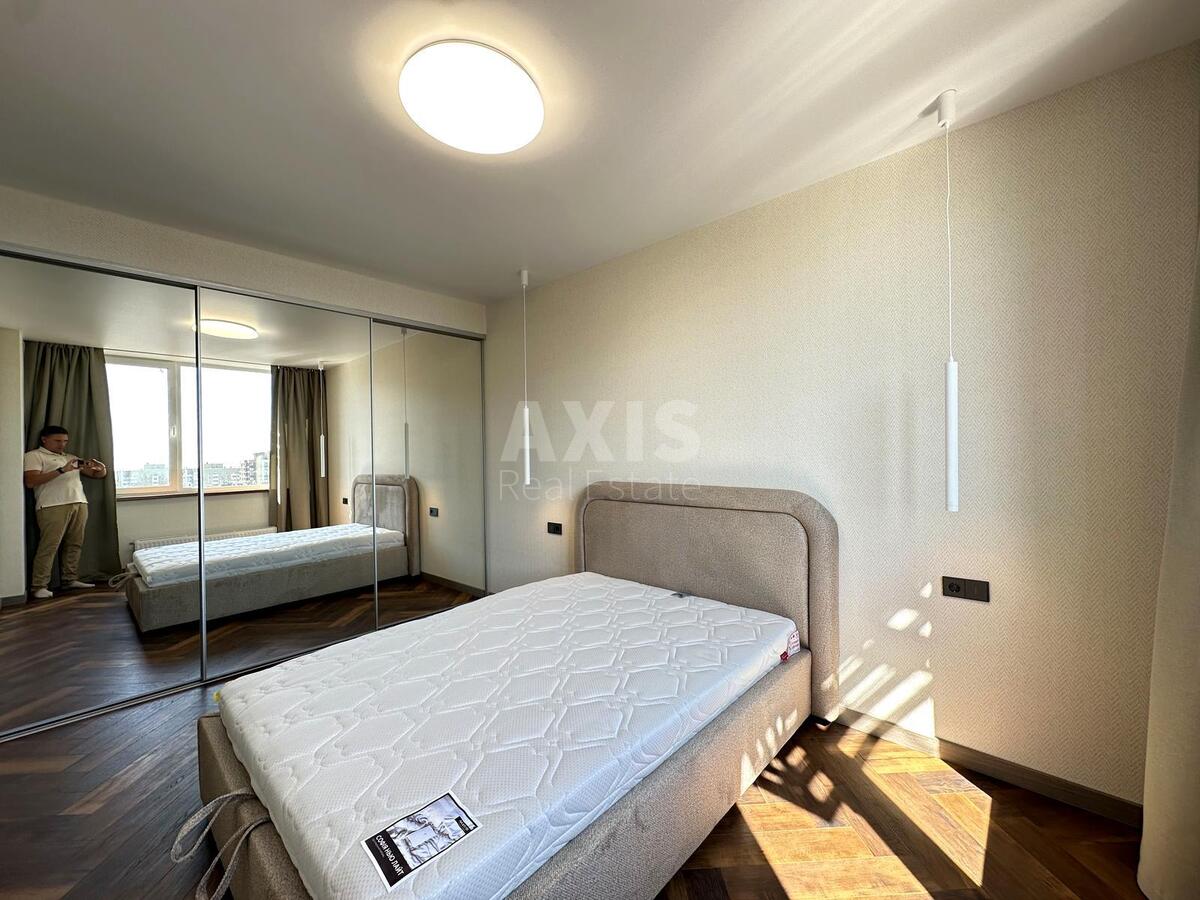 1k apartment vul. Rodyny Kristeriv 16592769