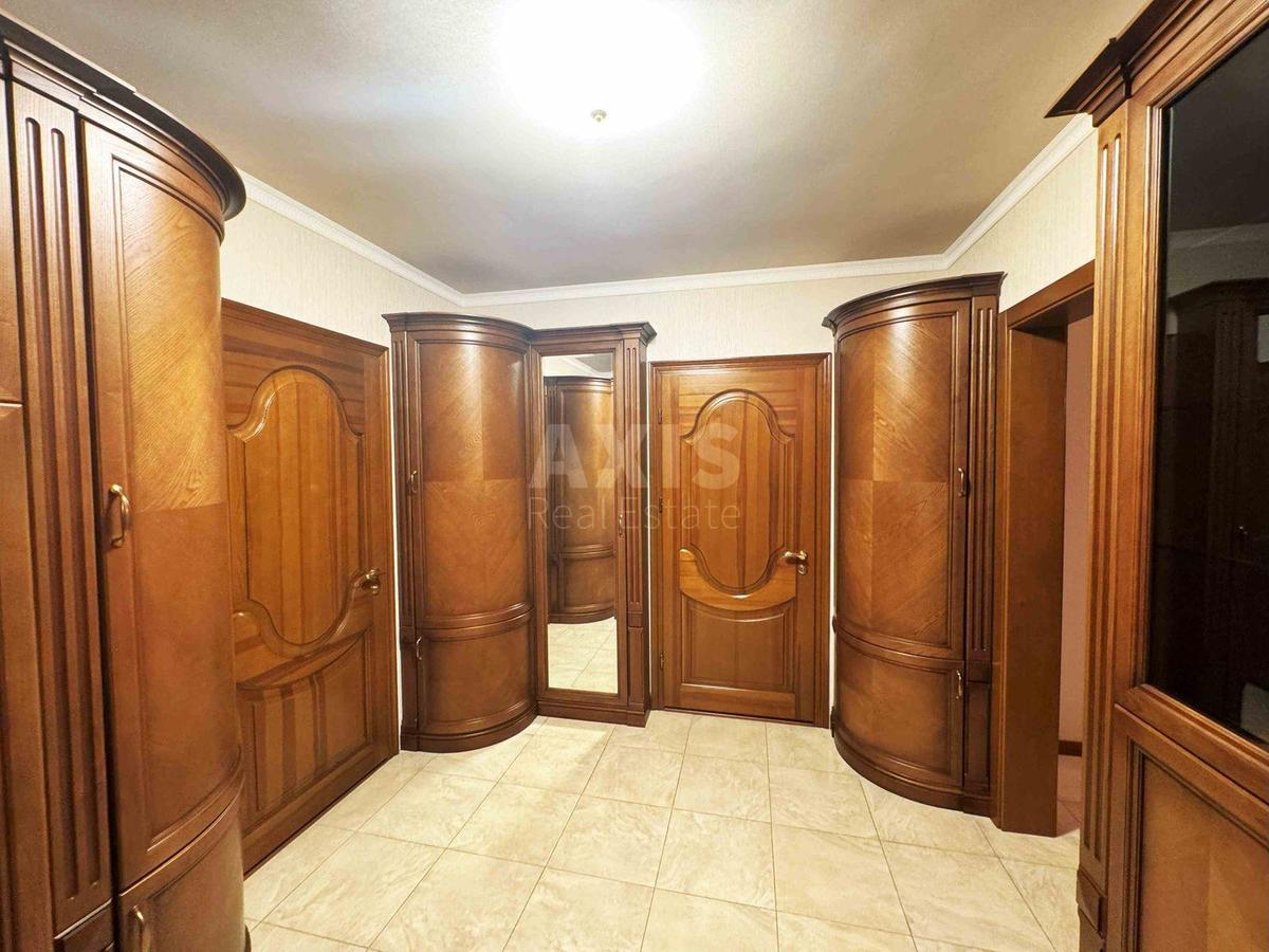 3k apartment vul. Bal'zaka Onore de 8619