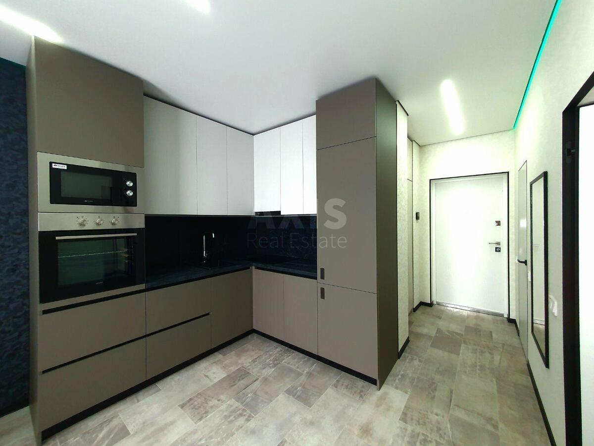 2k apartment vul. Brativ Shemetiv 7