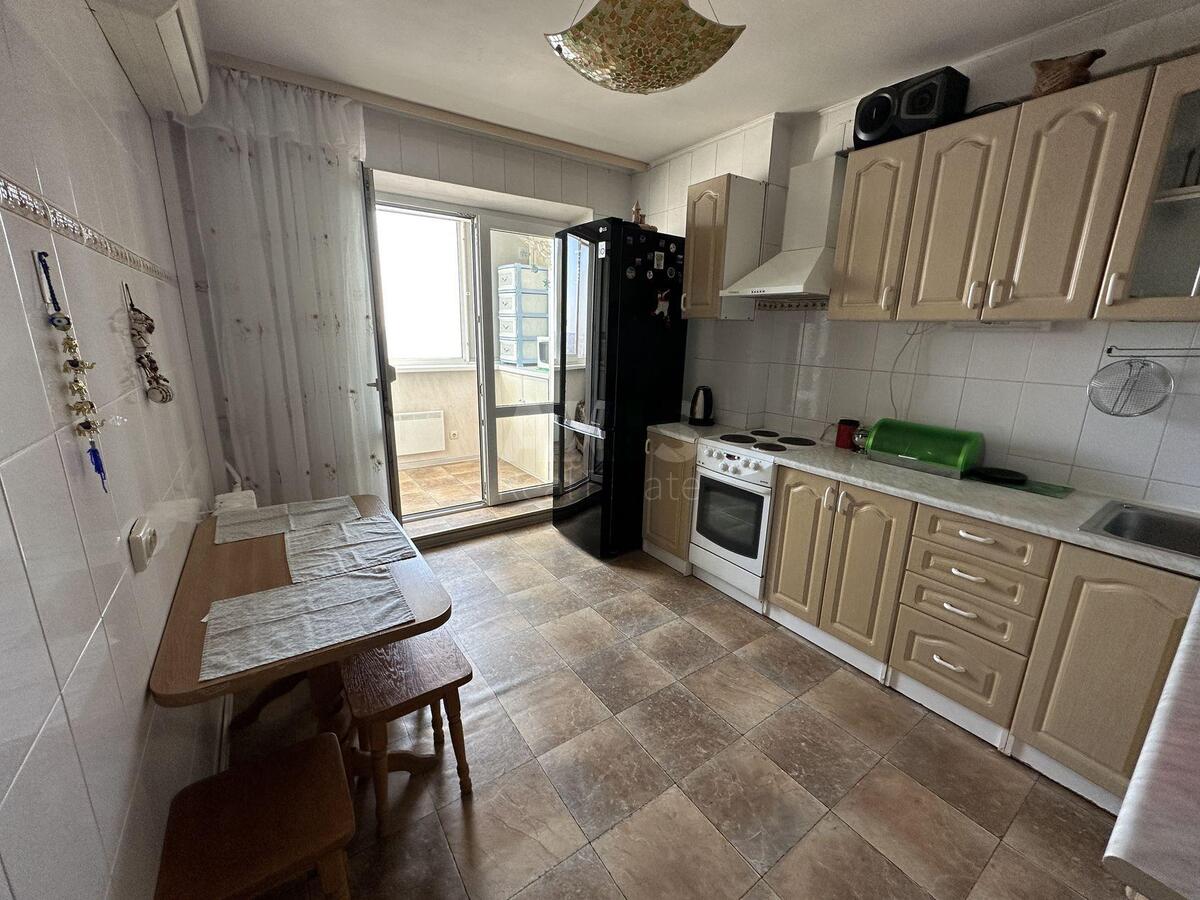 1k apartment vul. Dekabrystiv 12/37