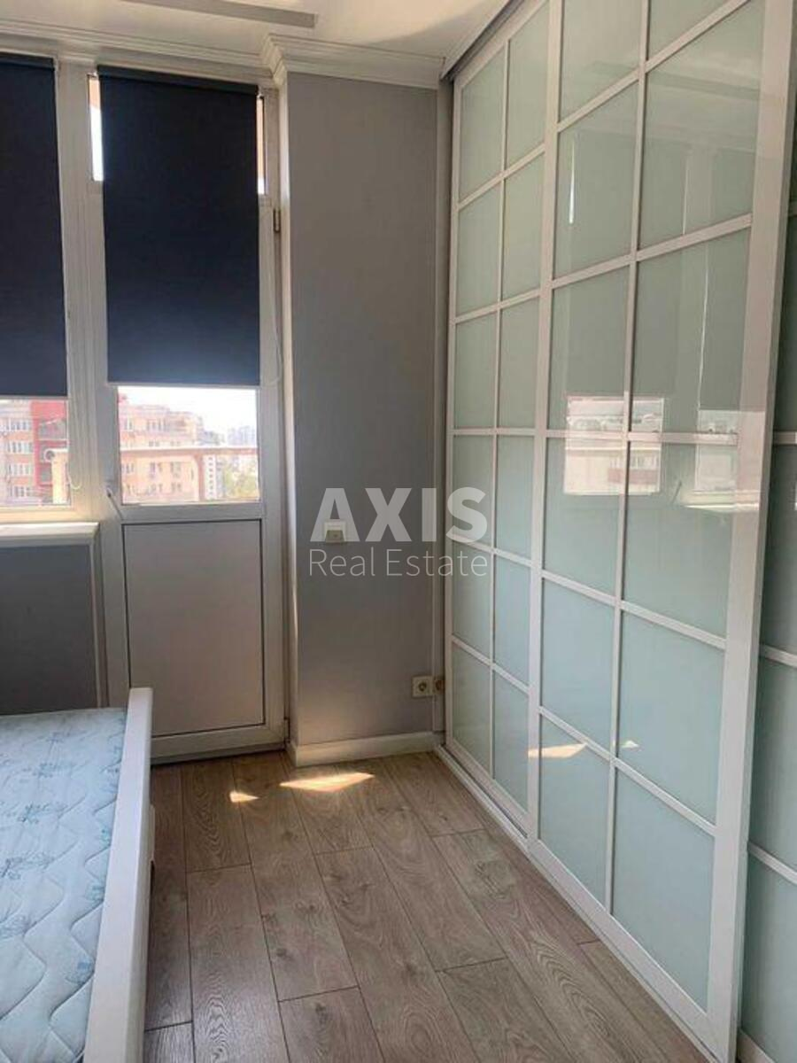2k apartment vul. Vil'jamsa Akademika 3/76
