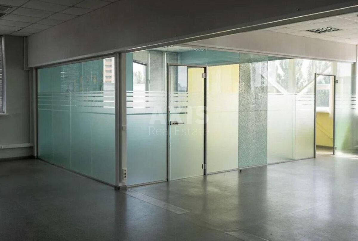 Office pr-t Vidradnyj 95, 198m21