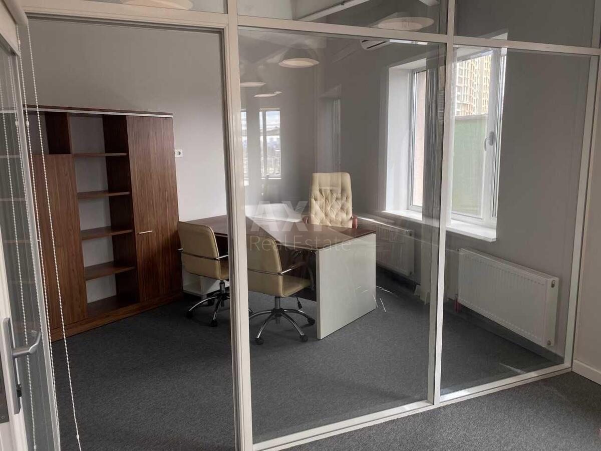 Office vul. Gajdara 58/10, 96m2562192