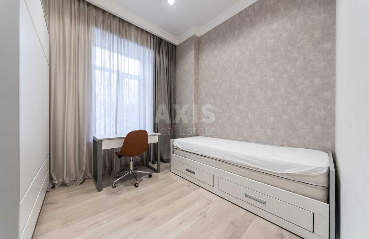 3k apartment vul. Sichovyh Stril'civ 9В10