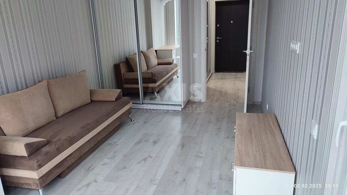 3k apartment vul. Nekrasova 811
