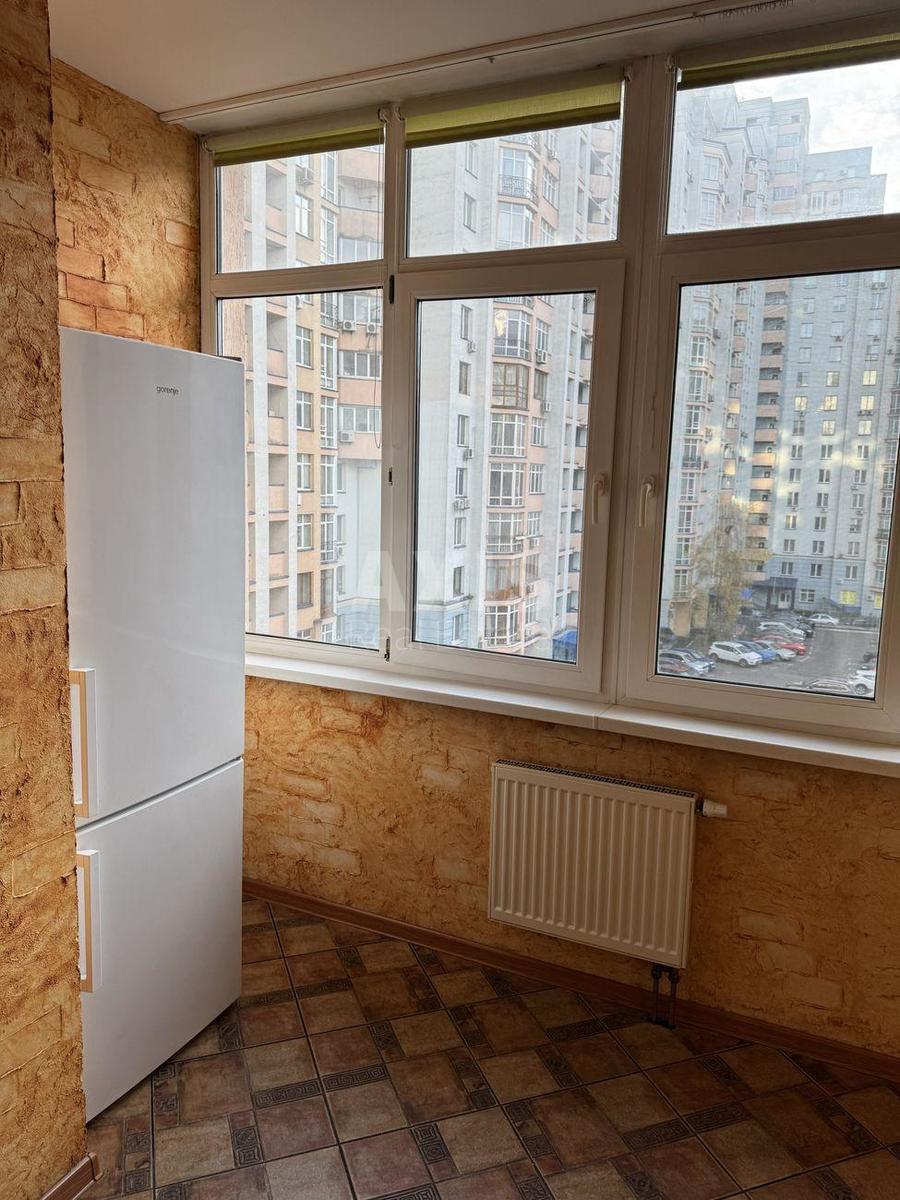 2k apartment vul. Yulia Zdanovska 46/110