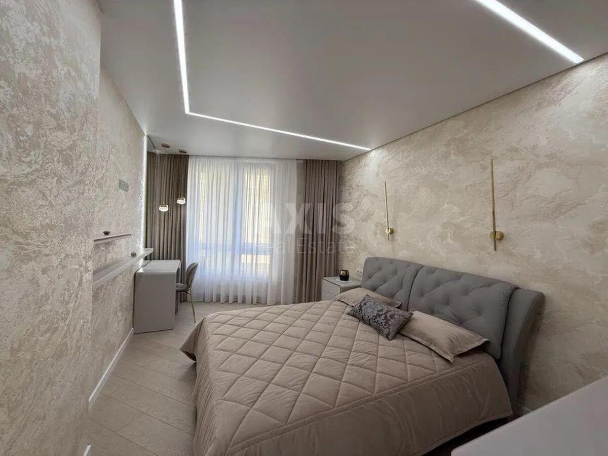 3k apartment vul. Vasyl'kivs'ka 1598806