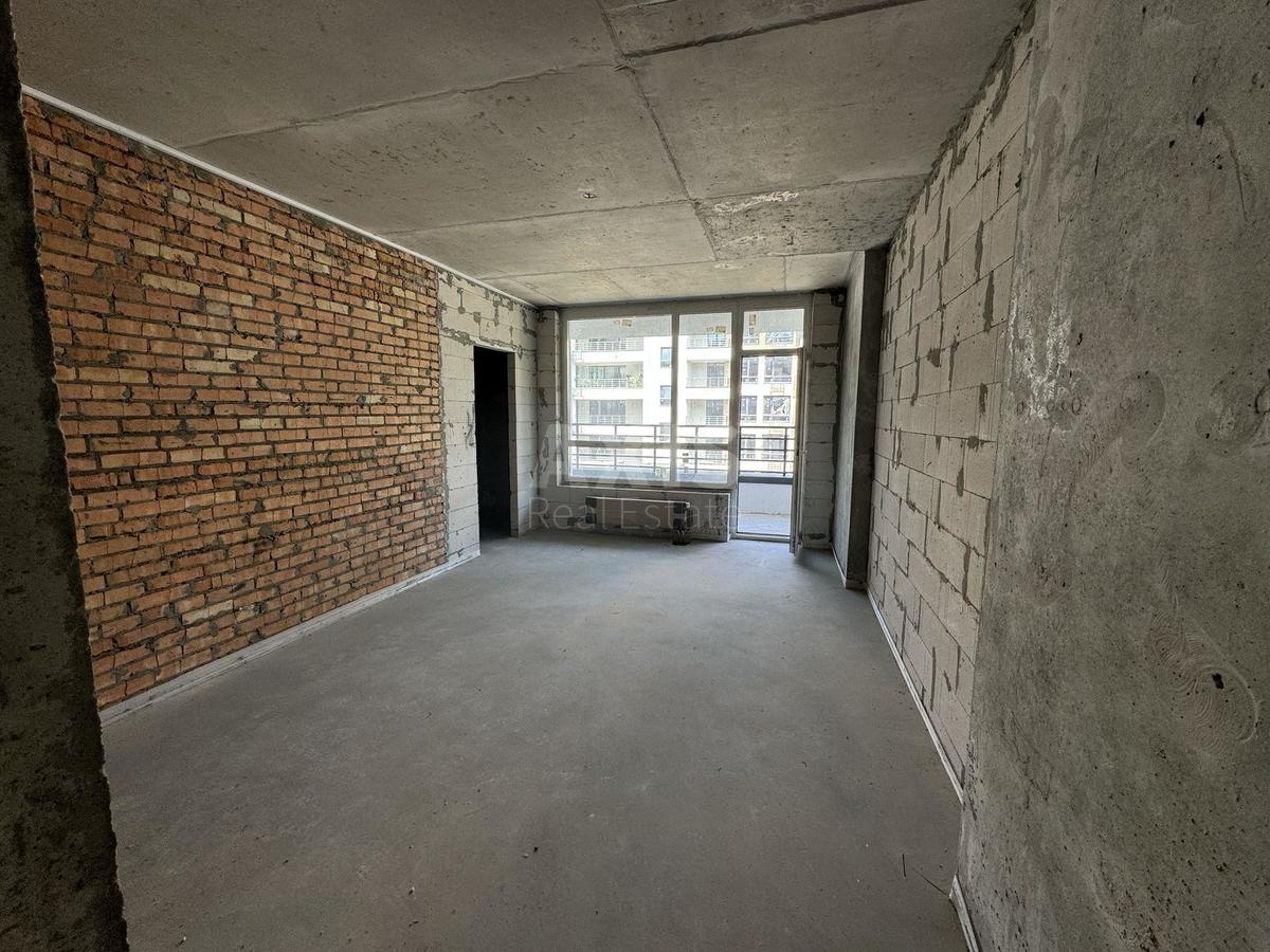 4k apartment vul. Kvitky Cisyk 323