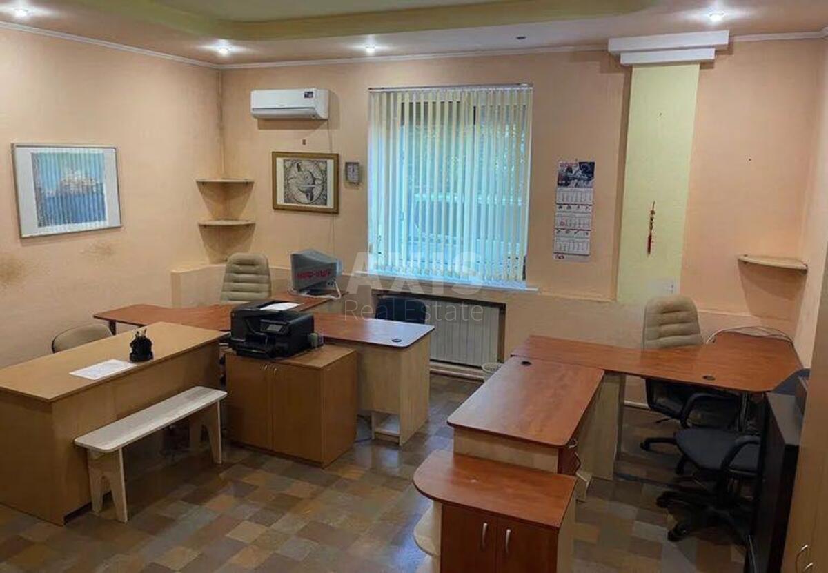 Office vul. Glybochyc'ka 13, 47m2