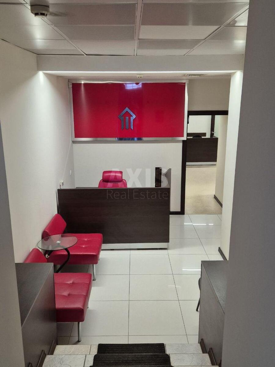 Office vul. Velyka Zhytomyrs'ka 34, 150m27