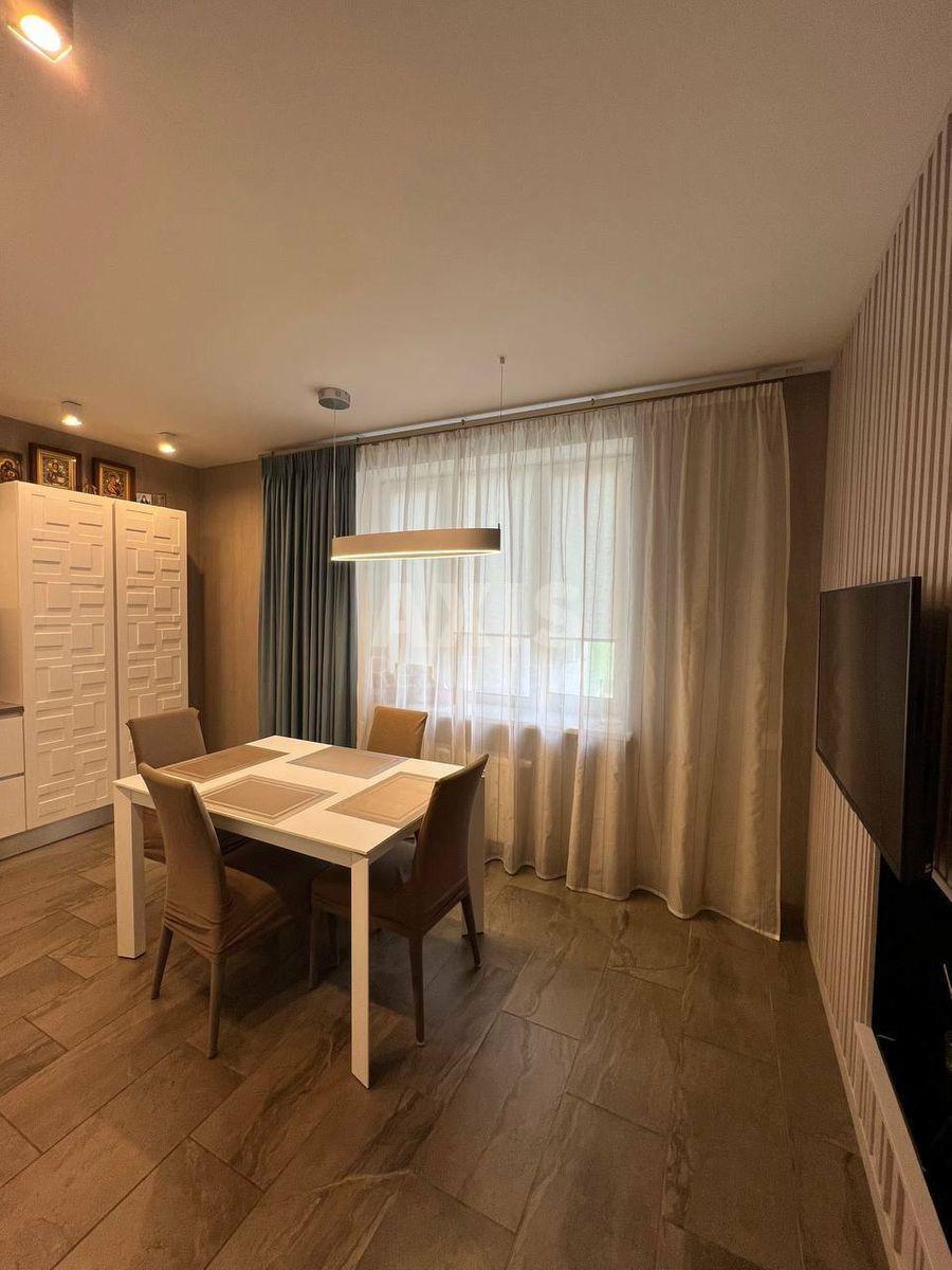 3k apartment vul. Shums'kogo Jurija 3Г4