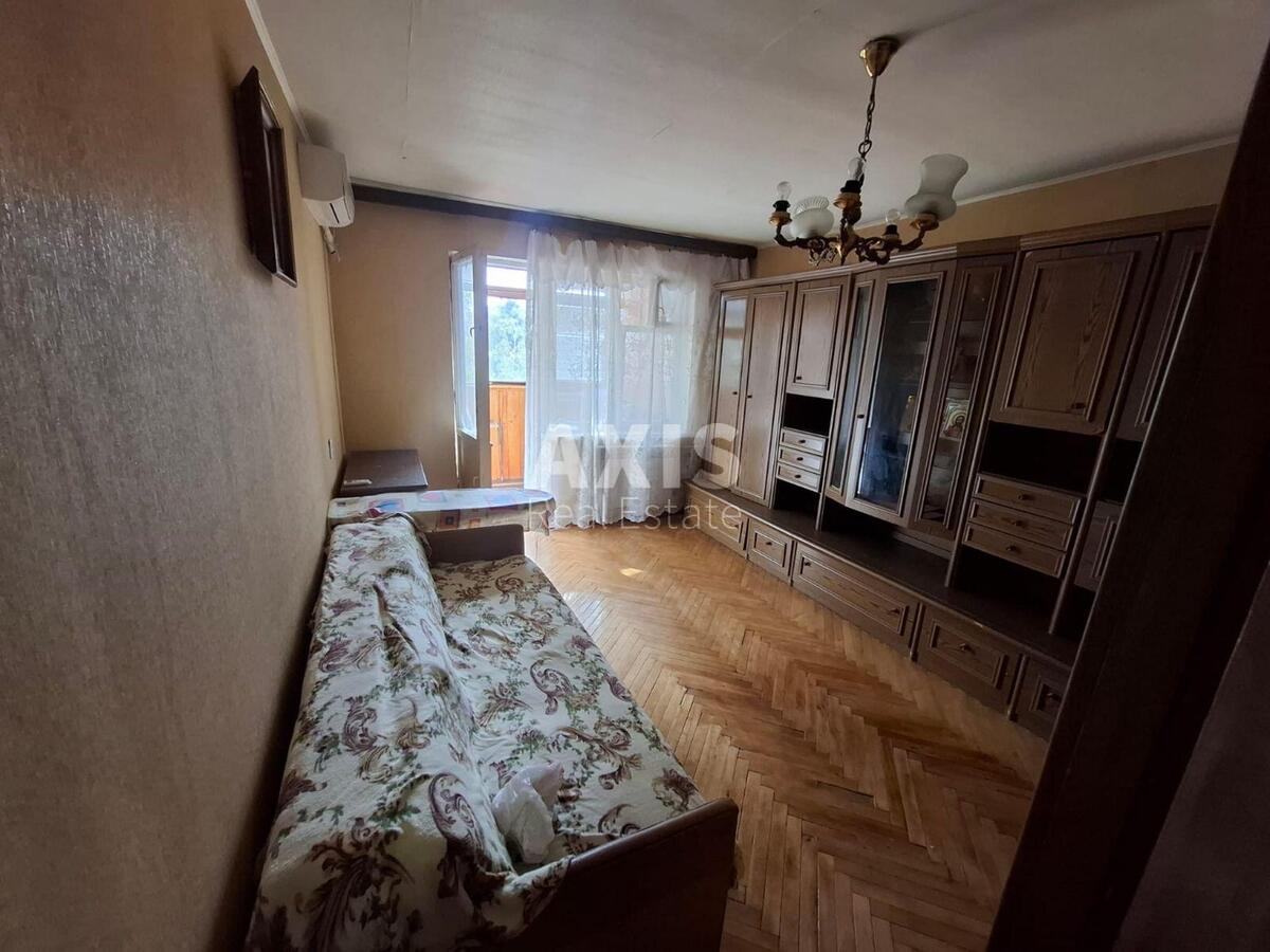 1k apartment uzv. Klovs'kyj 20591132