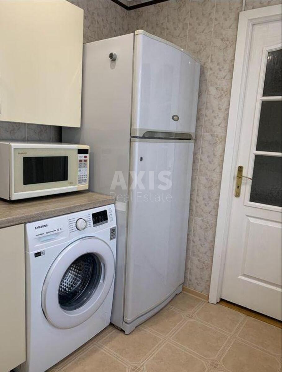 3k apartment vul. Orlyka Pylypa 9606701
