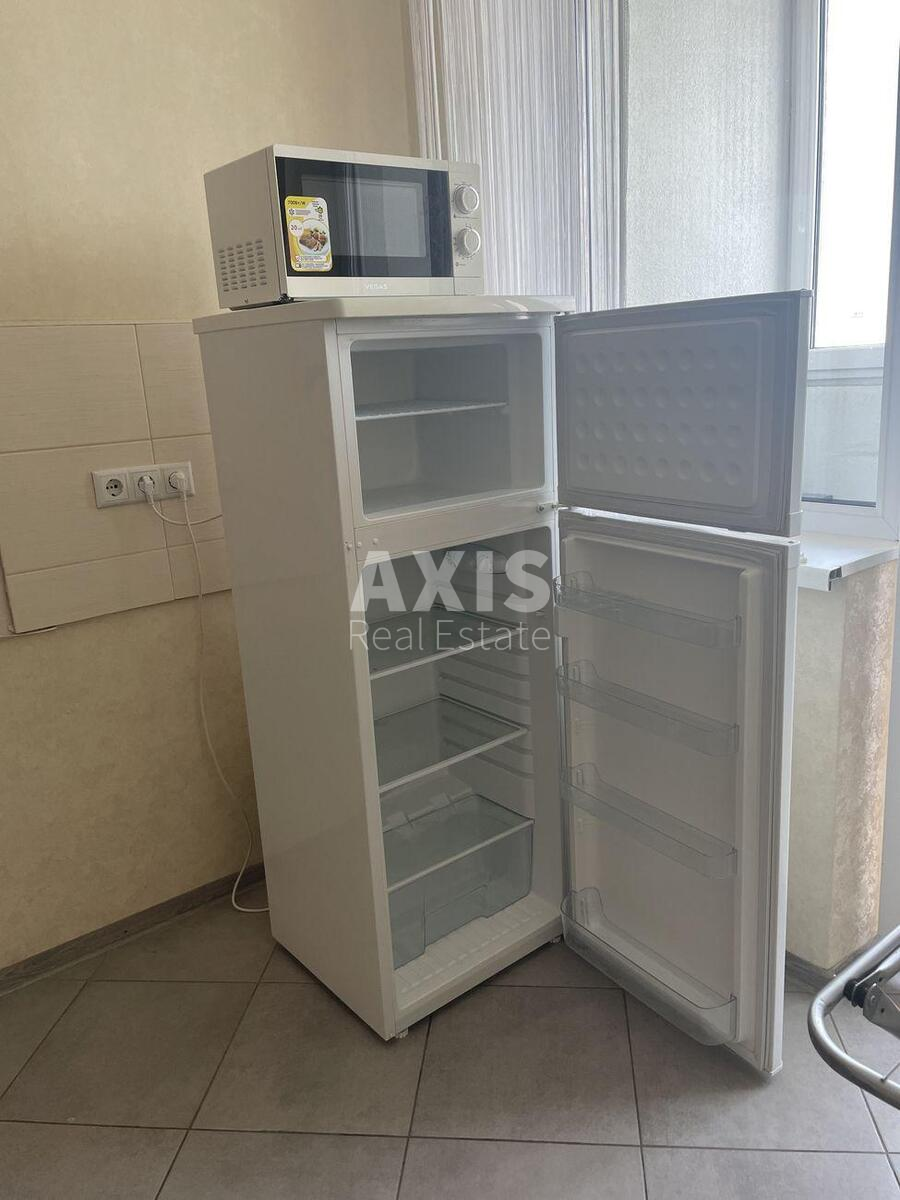 1k apartment vul. Dragomanova 2503250