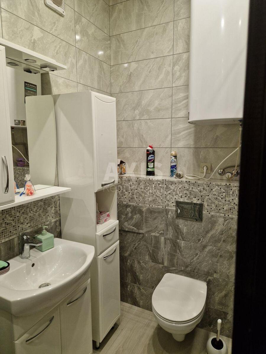 2k apartment vul. Metrobudivs'ka 13/10611325